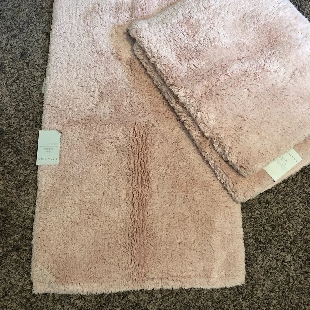 Casaluna Plush Bath Rug in Soft Pink blush color